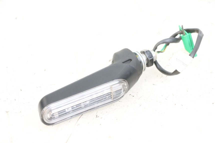 photo de VORNE LINKS BLINKER HUSQVARNA SVARTPILEN 401 (2018 - 2023) - Detailansicht des Bauteils