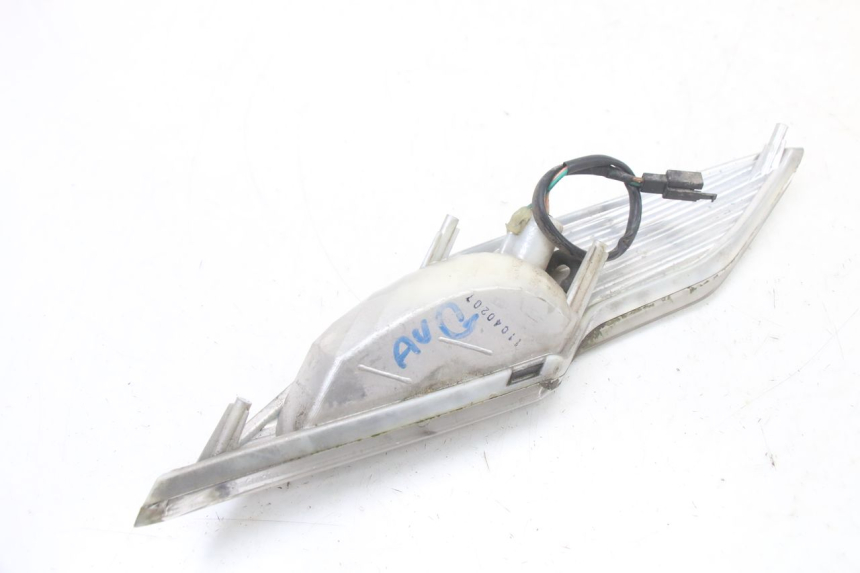 photo de LINKS VORDERES BLINKLICHT KYMCO DINK 4T 50 (2007 - 2018) - Oberflächenzustand und Material