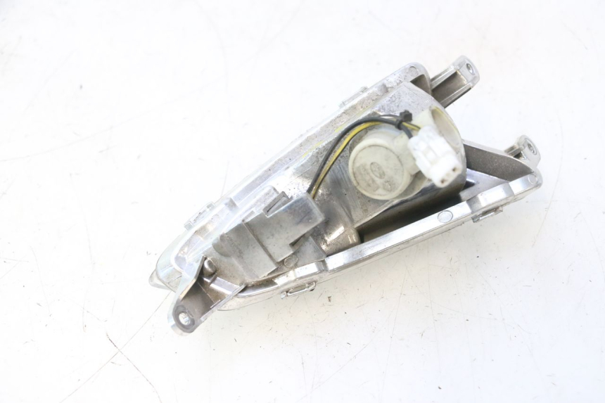 photo de LINKS VORDERES BLINKLICHT PIAGGIO LIBERTY IGET 4T 50 (2015 - 2020) - Details der Befestigungspunkte