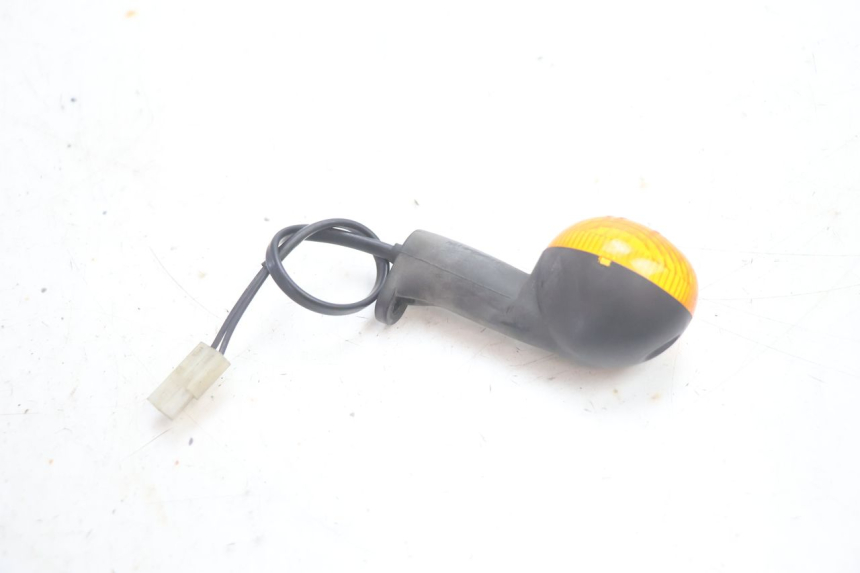 photo de LINKS VORDERES BLINKLICHT PEUGEOT LUDIX 50 (2005 - 2007) - Zoom auf Gebrauchszustand