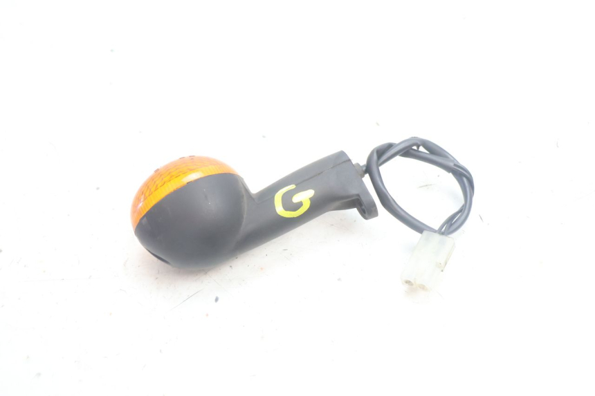 photo de VORNE LINKS BLINKER PEUGEOT LUDIX PRO 2T 50 (2010 - 2017) - Zoom auf Gebrauchszustand