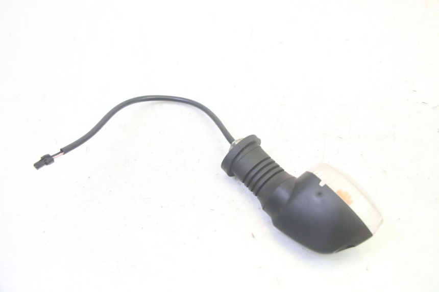photo de VORNE LINKS BLINKER PIAGGIO MP3 RL 250 (2006 - 2010) - Alternative Perspektive