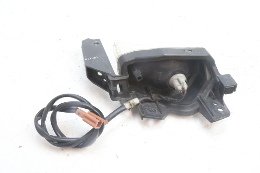 photo de VORNE LINKS BLINKER YAMAHA N-MAX NMAX 125 (2021 - 2024) - Gesamtansicht des Produkts