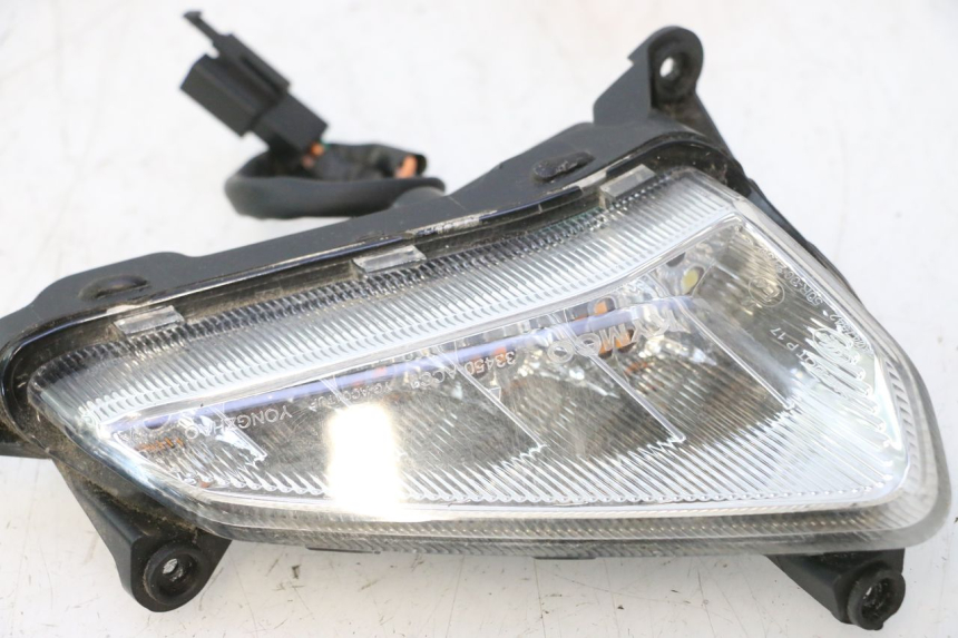 photo de VORNE LINKS BLINKER KYMCO LIKE 4T 50 (2019 - 2025) - Detailansicht des Bauteils