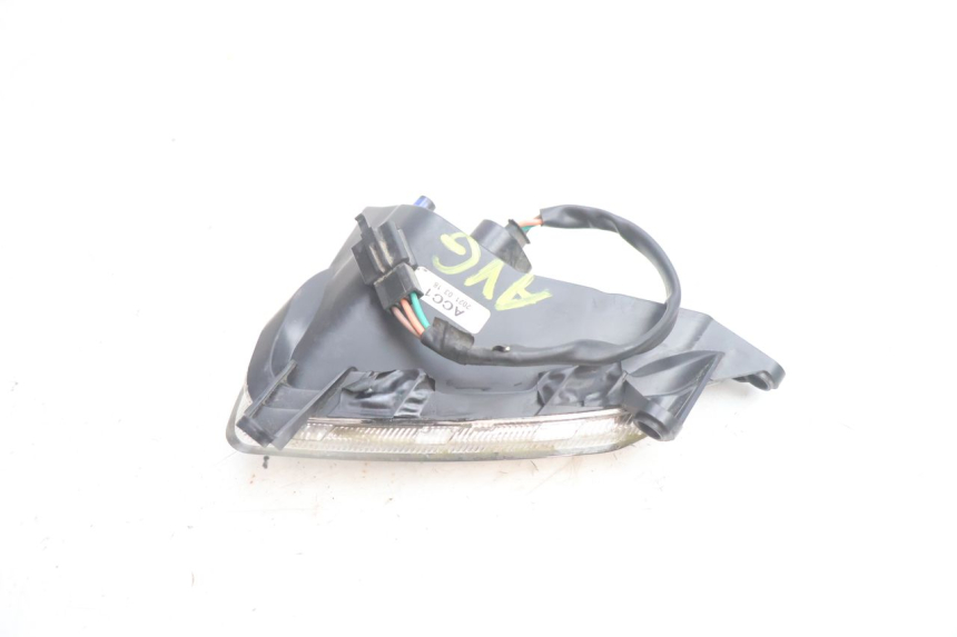 photo de VORNE LINKS BLINKER KYMCO LIKE 4T 50 (2019 - 2025) - Technische Nahaufnahme