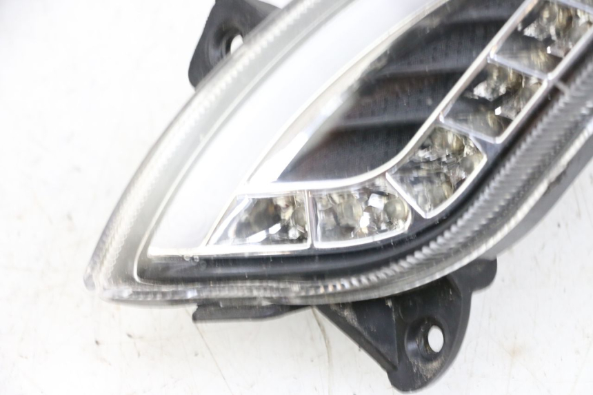 photo de VORNE LINKS BLINKER JM MOTORS OLDIES GT 4T 50 (2018 - 2025) - Oberflächenzustand und Material