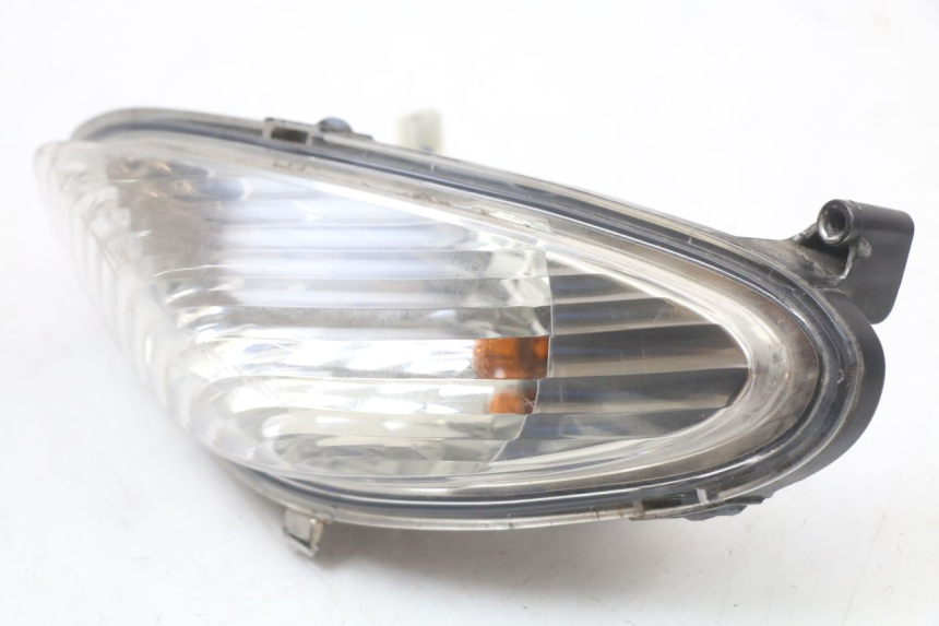 photo de VORNE LINKS BLINKER MBK OVETTO ONE 2T 50 (2013 - 2017) - Zoom auf Gebrauchszustand