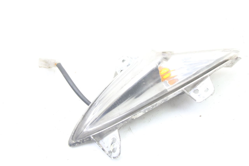 photo de LINKS VORDERES BLINKLICHT PEUGEOT CITYSTAR 125 (2011 - 2017) - Zoom auf Gebrauchszustand