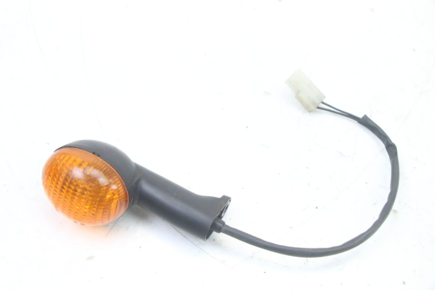 photo de VORNE LINKS BLINKER PEUGEOT LUDIX ONE 50 (2005 - 2008) - Technische Nahaufnahme
