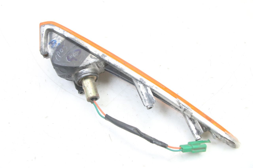photo de LINKS VORDERES BLINKLICHT HONDA SCV LEAD 100 (2003 - 2007) - Technische Nahaufnahme