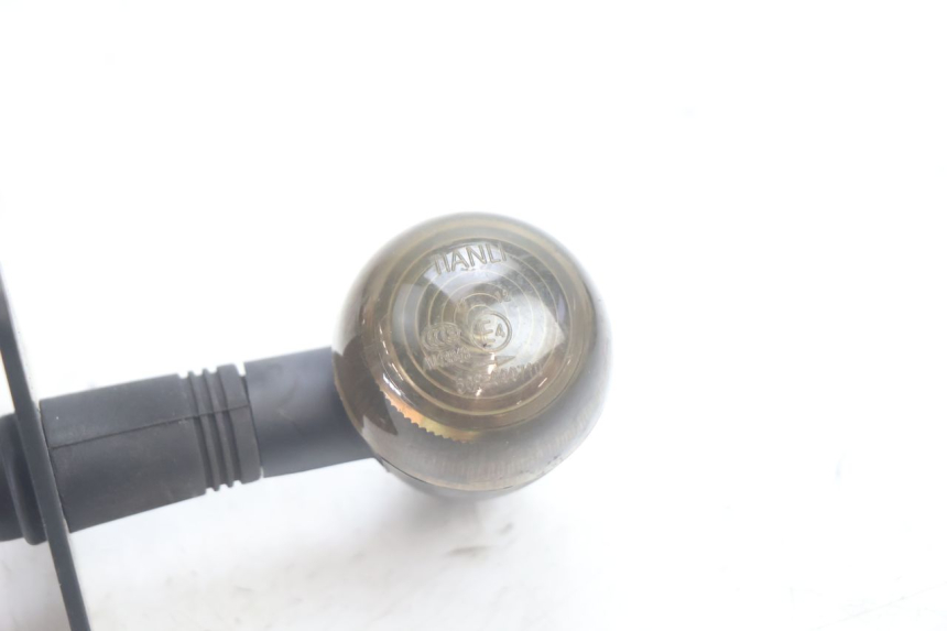photo de VORNE LINKS BLINKER MASH SEVENTY FIVE 125 (2013 - 2021) - Zoom auf Gebrauchszustand