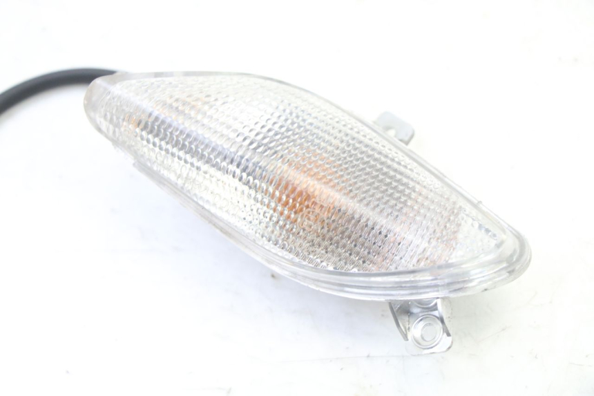 photo de VORNE LINKS BLINKER APRILIA SR 2T 50 (2018 - 2022) - Detailansicht des Bauteils