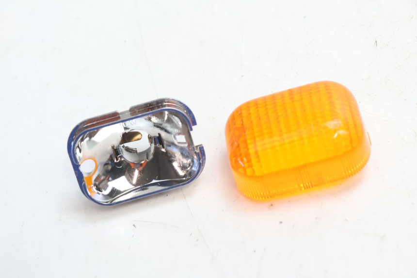 photo de VORNE LINKS BLINKER DUCATI SS IE DS CARENEE 1000 (2002 - 2006) - Technische Nahaufnahme