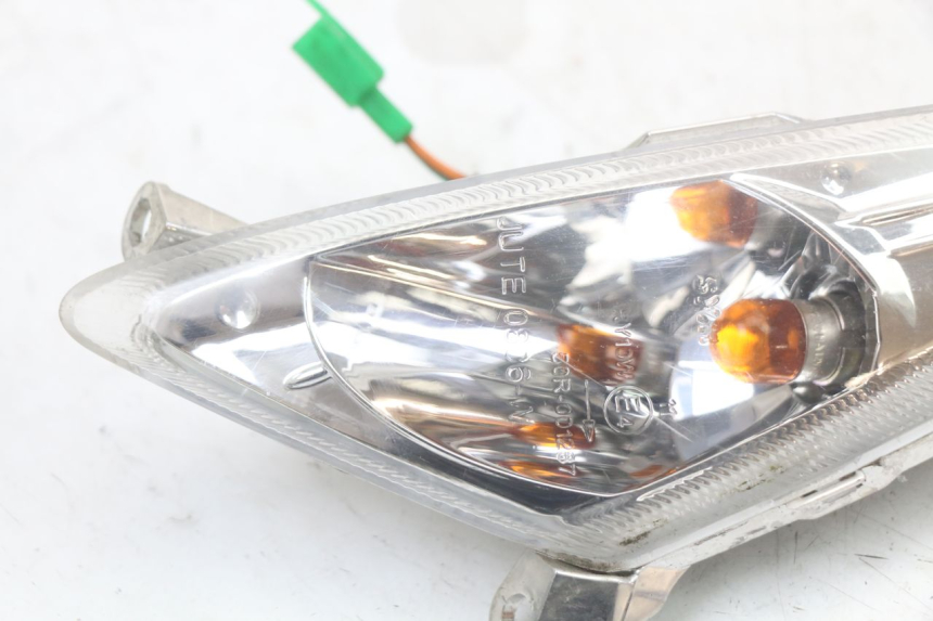 photo de VORNE LINKS BLINKER SYM ORBIT 2 4T 50 (2018 - 2022) - Detailansicht des Bauteils