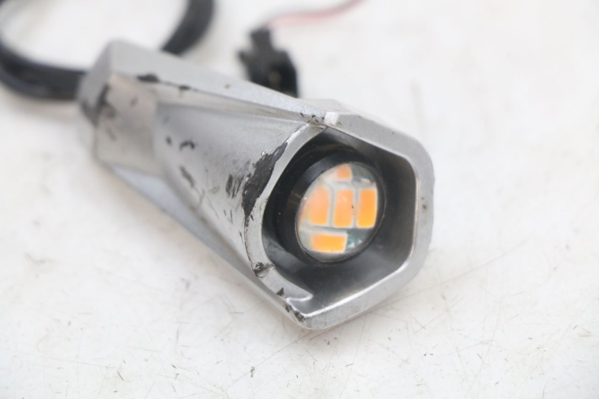 photo de VORNE LINKS BLINKER DUALTRON TOGO PLUS 1 - Detailansicht des Bauteils