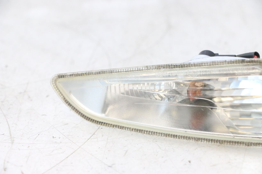 photo de LINKS VORDERES BLINKLICHT PIAGGIO VESPA PRIMAVERA 2T 50 (2013 - 2018) - Charakteristische Merkmale
