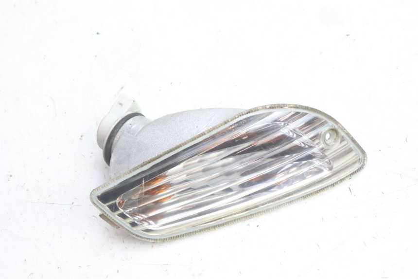 photo de LINKS VORDERES BLINKLICHT PIAGGIO VESPA S 2T 50 (2007 - 2014) - Zoom auf Gebrauchszustand