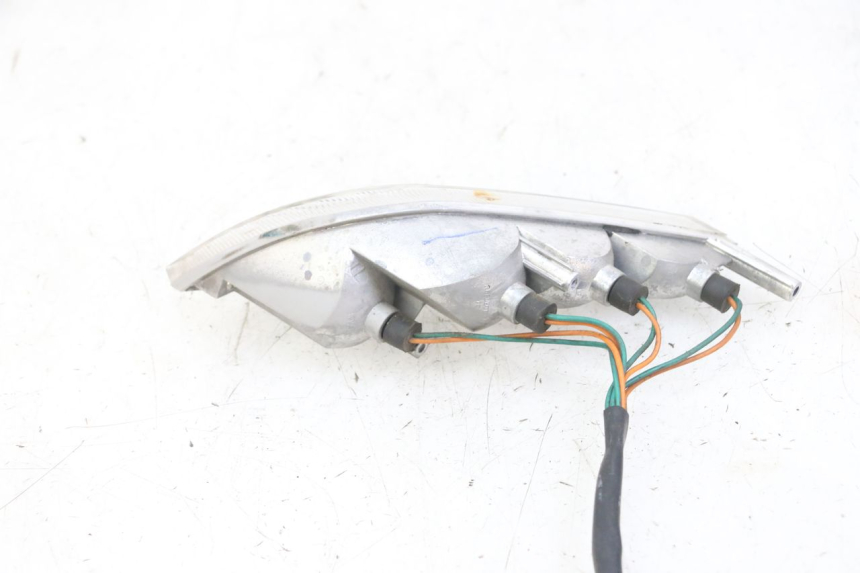 photo de LINKS VORDERES BLINKLICHT PEUGEOT VIVACITY NEW 4T 50 (2008 - 2017) - Zoom auf Gebrauchszustand