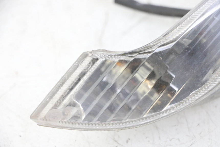 photo de LINKS VORDERES BLINKLICHT PEUGEOT VIVACITY NEW 4T 50 (2008 - 2017) - Oberflächenzustand und Material