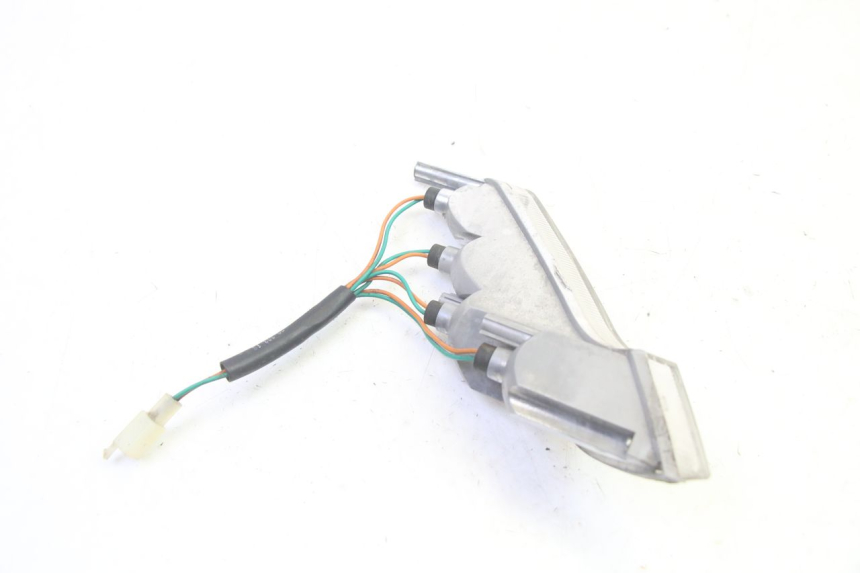 photo de LINKS VORDERES BLINKLICHT PEUGEOT VIVACITY NEW 4T 50 (2008 - 2017) - Gesamtansicht des Produkts