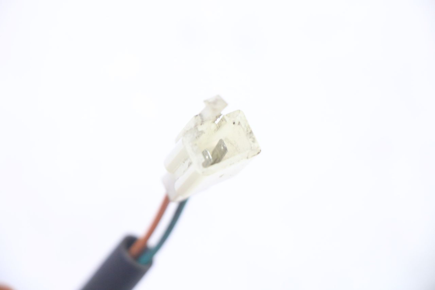 photo de LINKS VORDERES BLINKLICHT PEUGEOT VIVACITY NEW 4T 50 (2008 - 2017) - Details der Befestigungspunkte