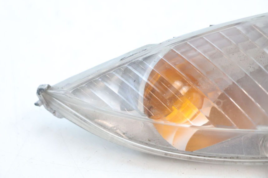 photo de VORNE LINKS BLINKER PEUGEOT VIVACITY 50 (1998 - 2003) - Detailansicht des Bauteils