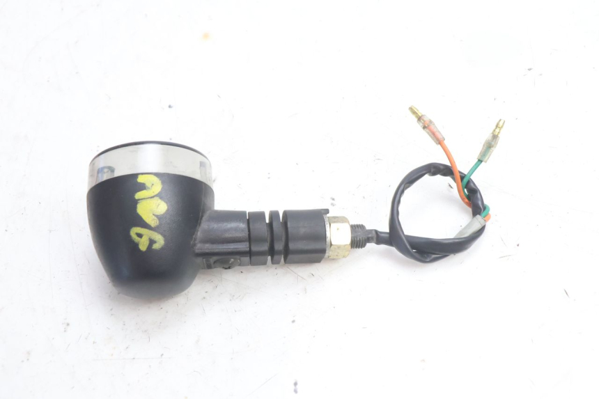 photo de VORNE LINKS BLINKER DAELIM VJ ROADWIN 125 (2004 - 2007) - Technische Nahaufnahme