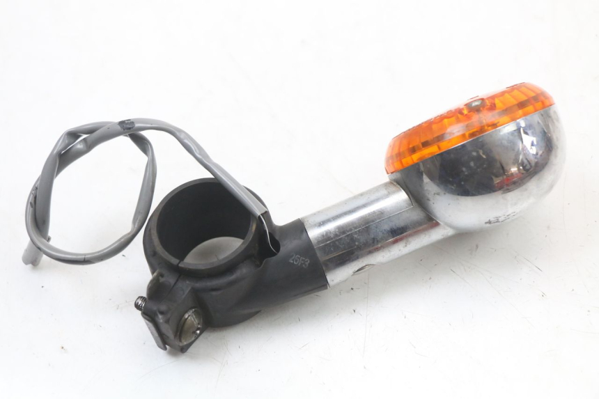 photo de VORNE LINKS BLINKER SUZUKI VL INTRUDER 125 (2004 - 2007) - Alternative Perspektive