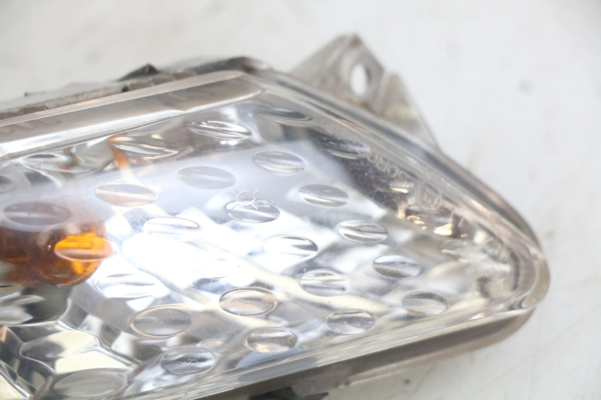 photo de LINKS VORDERES BLINKLICHT YAMAHA X-MAX XMAX 250 (2006 - 2009) - Detailansicht des Bauteils