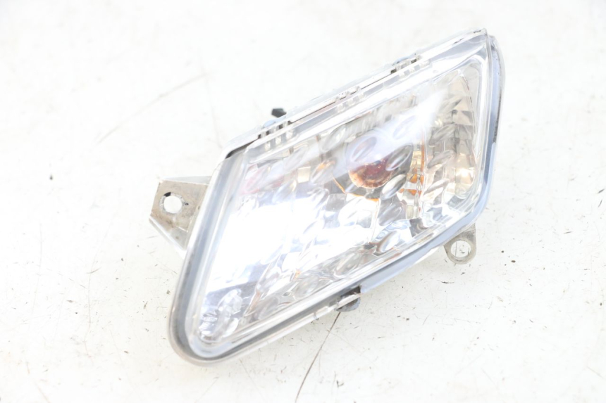 photo de LINKS VORDERES BLINKLICHT YAMAHA XMAX X-MAX 125 (2006 - 2009) - Technische Nahaufnahme