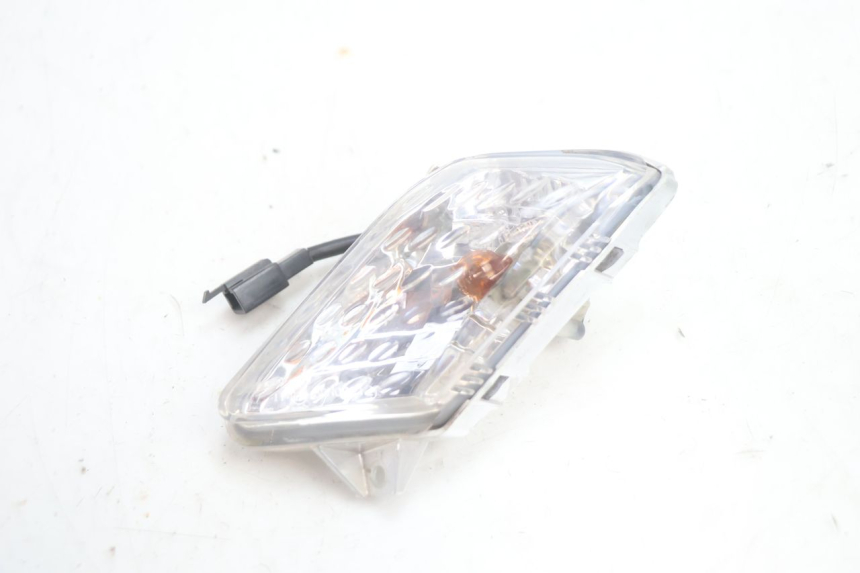 photo de LINKS VORDERES BLINKLICHT YAMAHA XMAX X-MAX 125 (2006 - 2009) - Detailansicht des Bauteils