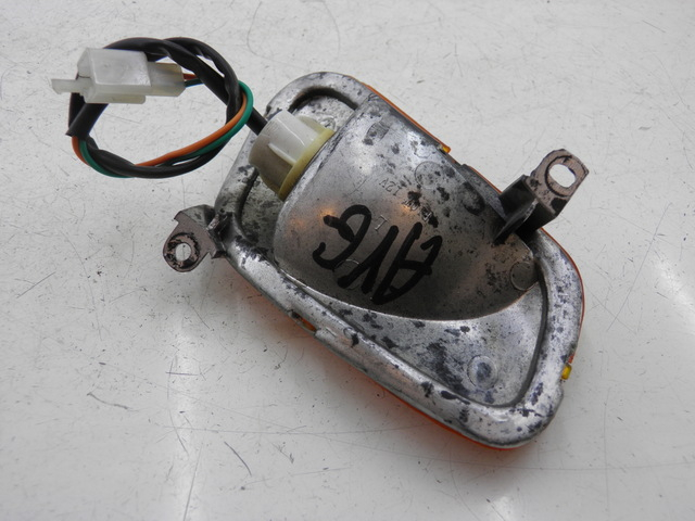 photo de VORNE LINKS BLINKER YIYING YY 125 T-10 125 (2006 - 2012) - Alternative Perspektive