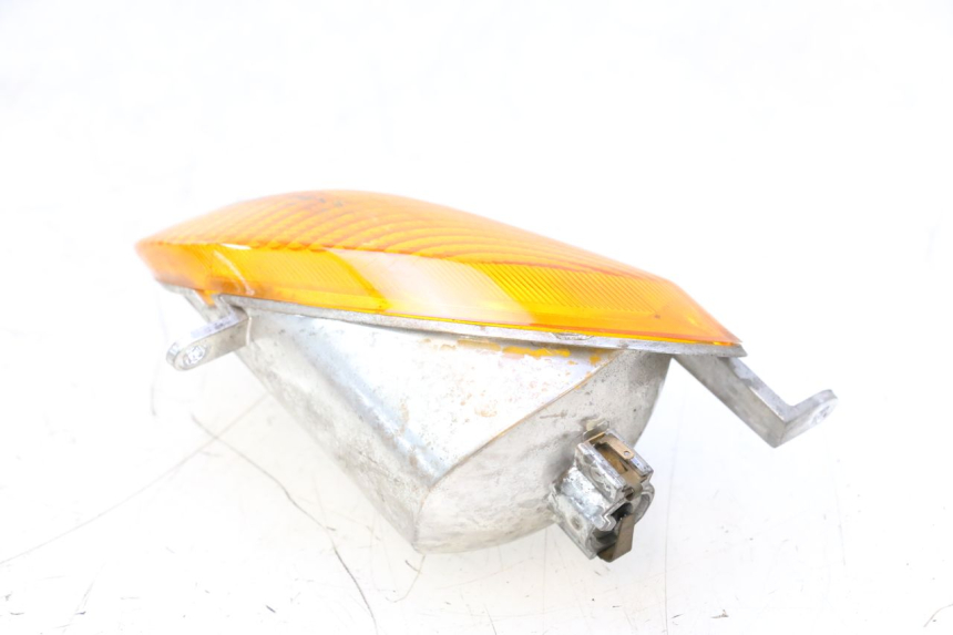 photo de VORNE LINKS BLINKER YAMAHA YP MAJESTY 125 (1998 - 2001) - Zoom auf Gebrauchszustand
