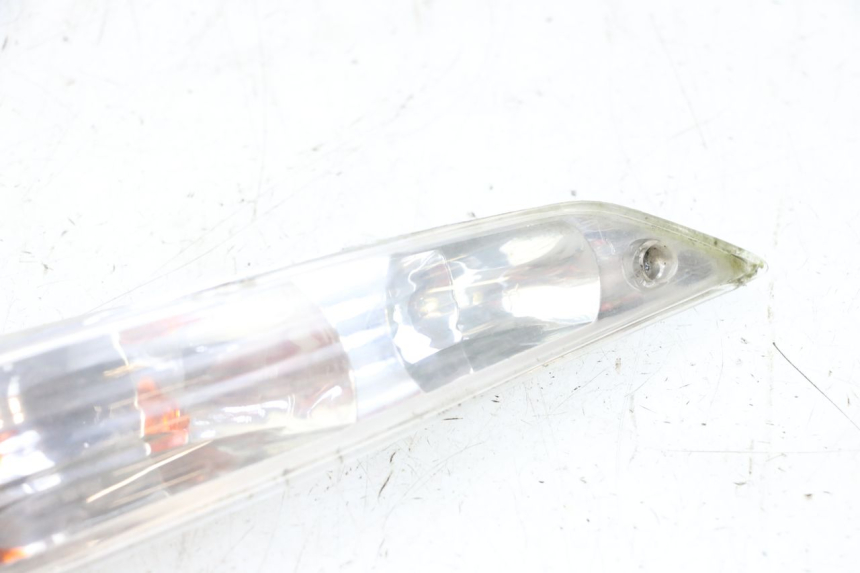 photo de LINKS VORDERES BLINKLICHT PIAGGIO ZIP 2T 50 (2009 - 2019) - Charakteristische Merkmale