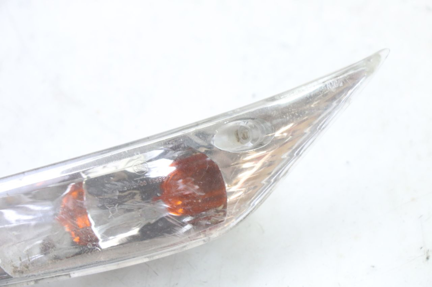 photo de VORNE LINKS BLINKER PIAGGIO ZIP 4T 50 (2018 - 2020) - Zoom auf Gebrauchszustand