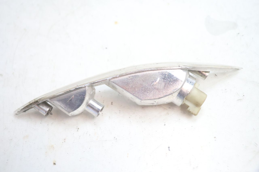 photo de VORNE LINKS BLINKER PIAGGIO ZIP 4T 50 (2018 - 2020) - Technische Nahaufnahme