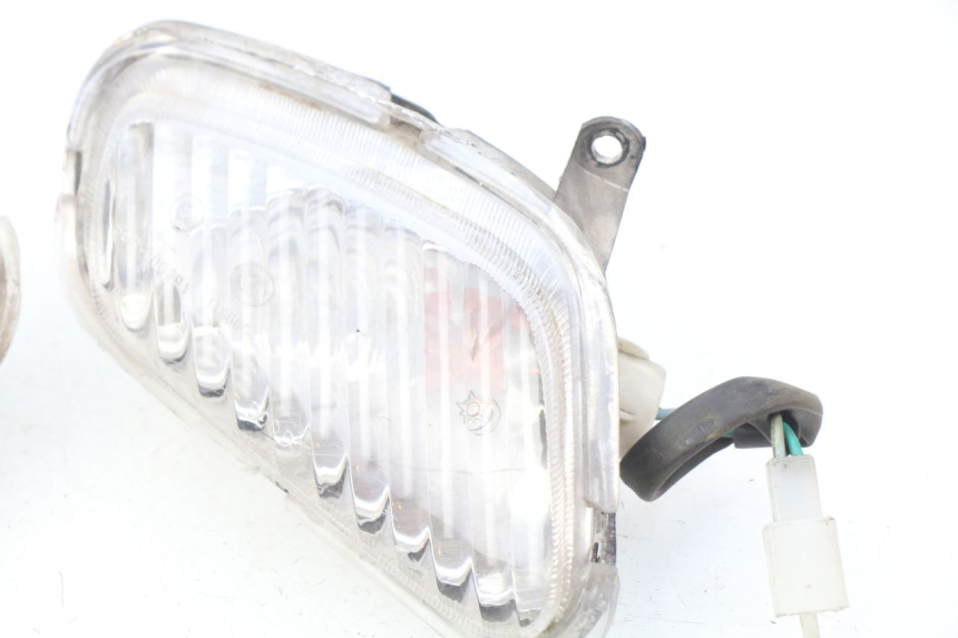 photo de VORNE BLINKER HAOTIAN HT125T-2 125 - Geprüftes Gebrauchtteil