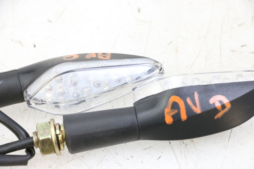 photo de VORNE BLINKER KIDEN KD125-G 125 (2018 - 2022) - Detailansicht des Bauteils