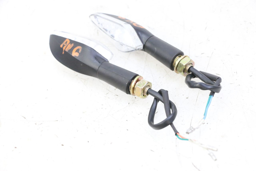 photo de VORNE BLINKER KIDEN KD125-G 125 (2018 - 2022) - Zoom auf Gebrauchszustand