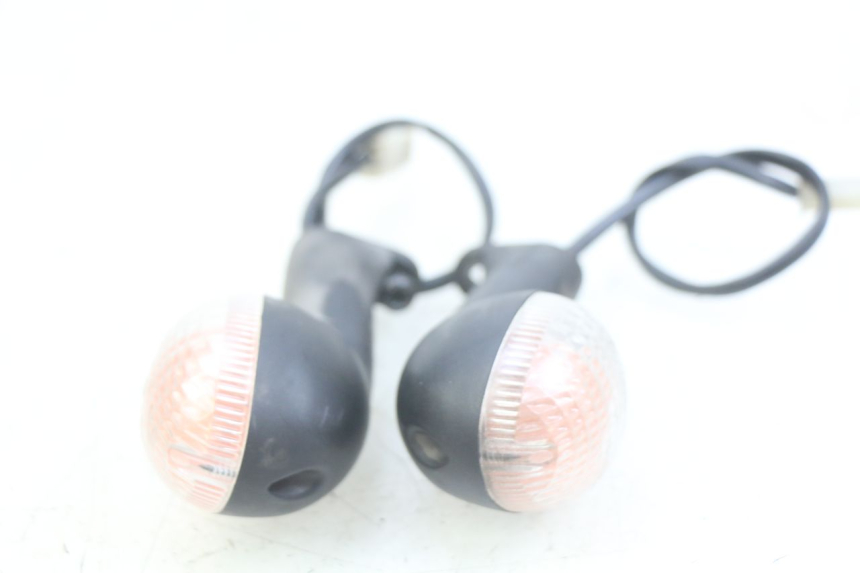 photo de VORDERBLINKER PEUGEOT LUDIX 50 (2008 - 2017) - Details der Befestigungspunkte