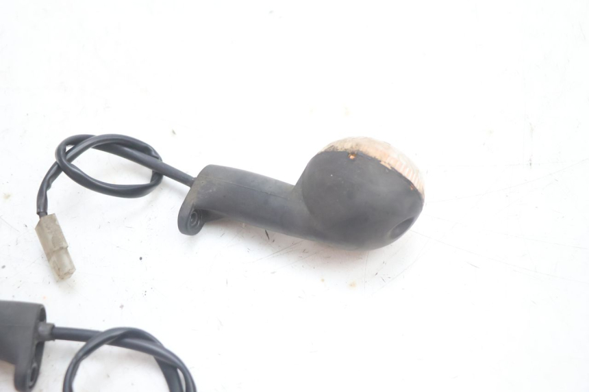 photo de VORDERBLINKER PEUGEOT LUDIX 50 (2005 - 2007) - Oberflächenzustand und Material