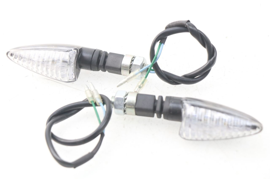 photo de VORNE BLINKER PEUGEOT METROPOLIS 400 (2017 - 2020) - Hauptansicht