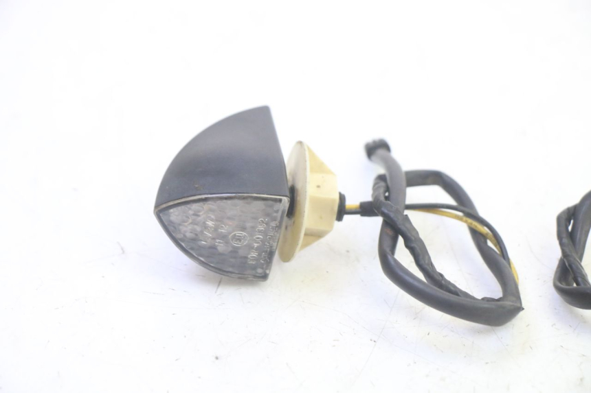 photo de VORNE BLINKER PIAGGIO MP3 RL 250 (2006 - 2010) - Zoom auf Gebrauchszustand