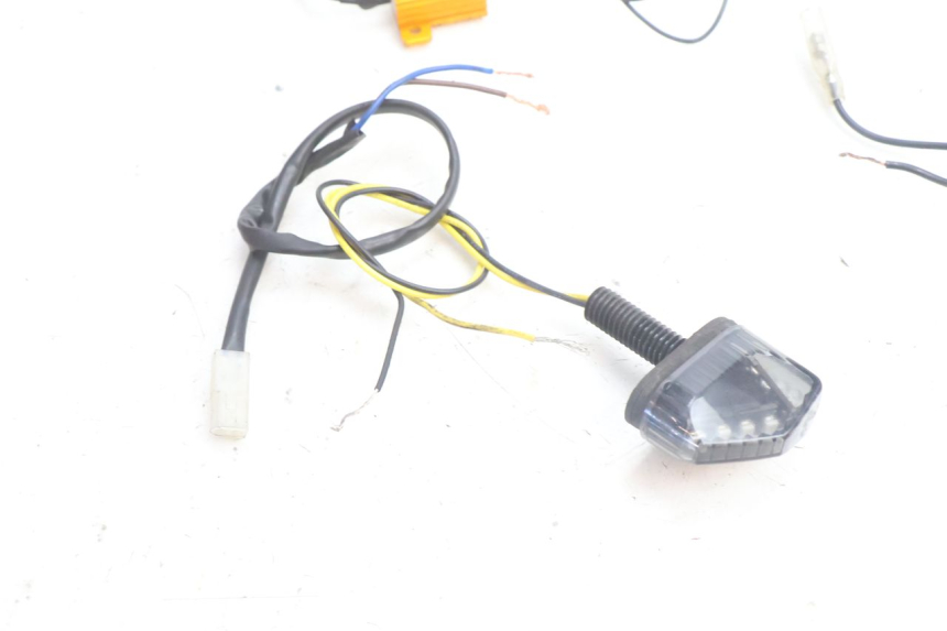 photo de VORNE BLINKER PIAGGIO MP3 500 (2016 - 2018) - Detailansicht des Bauteils