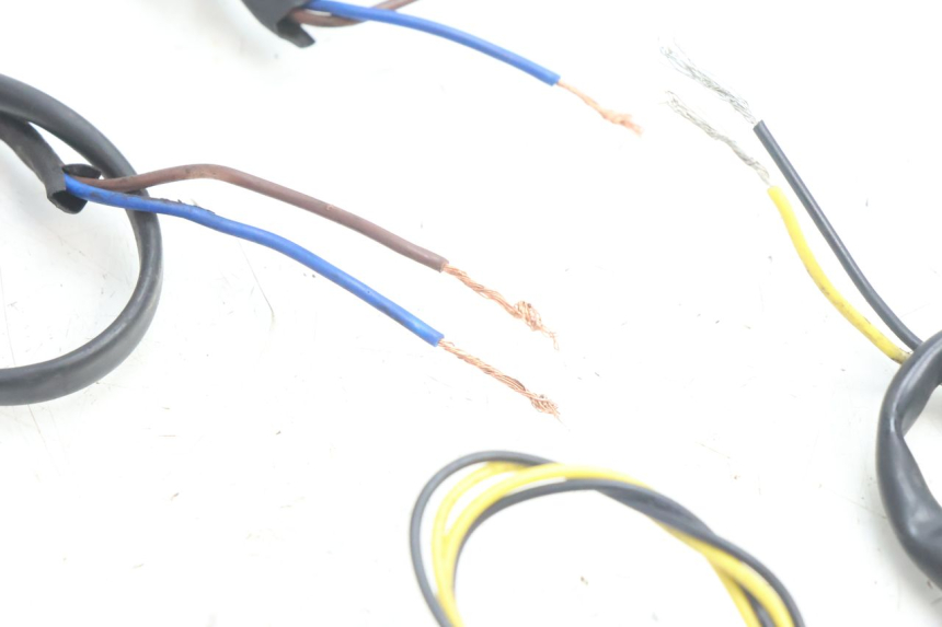 photo de VORNE BLINKER PIAGGIO MP3 500 (2016 - 2018) - Weitere Ansicht des Artikels