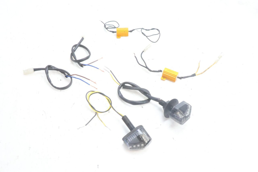 photo de VORNE BLINKER PIAGGIO MP3 500 (2016 - 2018) - Technische Nahaufnahme
