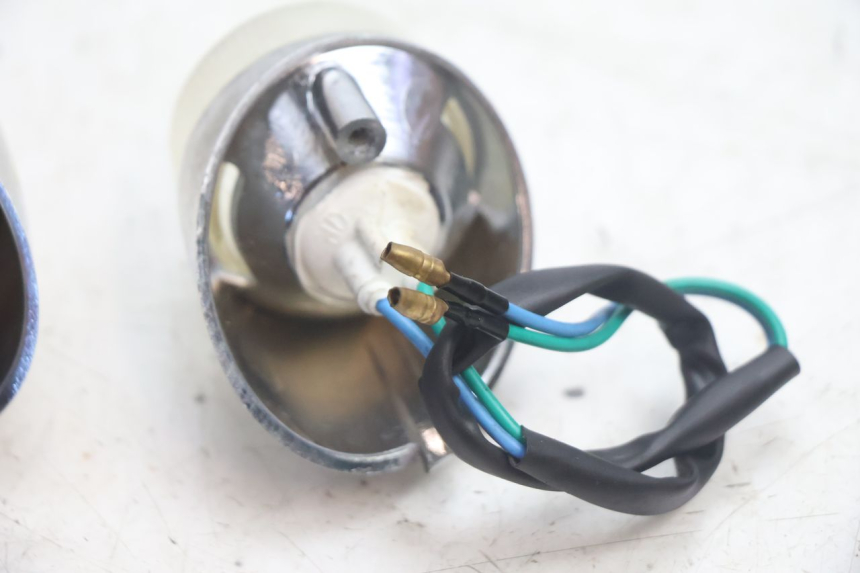 photo de VORNE BLINKER JM MOTORS OLDIES 4T 50 (2020 - 2026) - Details der Befestigungspunkte