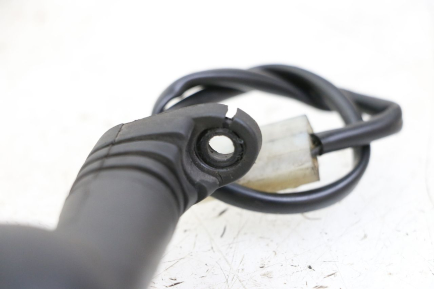 photo de VORDERBLINKER PEUGEOT LUDIX 50 (2008 - 2017) - Oberflächenzustand und Material