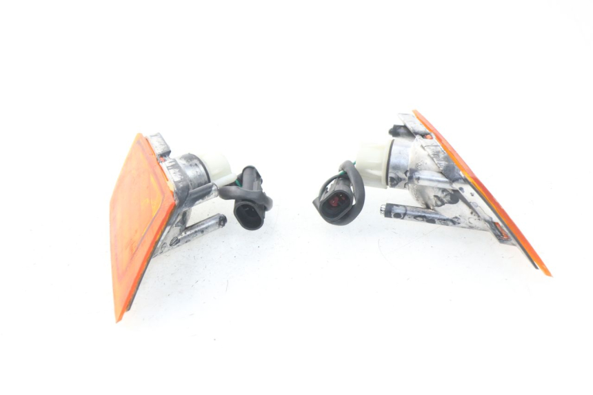 photo de VORNE BLINKER KEEWAY PIXEL 50 (2008 - 2011) - Alternative Perspektive