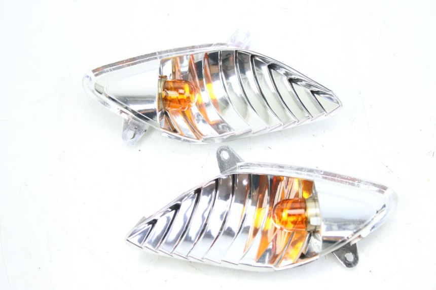 photo de VORDERBLINKER APRILIA SR R 2T LC 50 (2018 - 2021) - Detailansicht des Bauteils